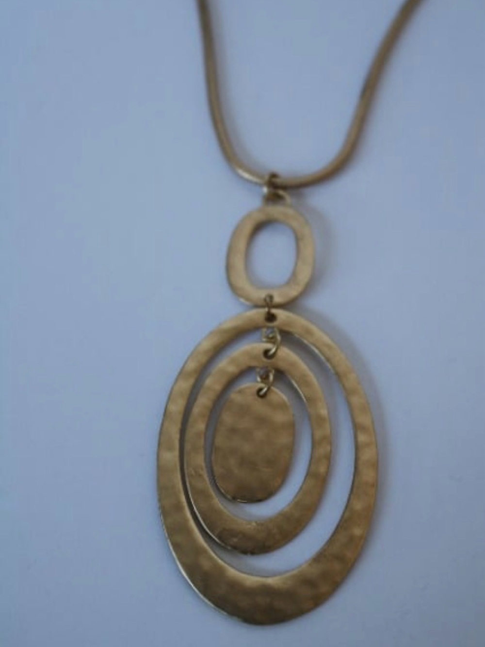 Vintage Gold Toned Geometric Oval Necklace 30"
